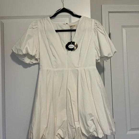 White Bubble Dress - Picture 1 of 3